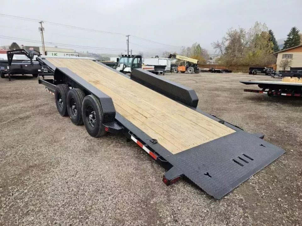 New 2027 Iron Bull 83x24 21k Tilt Deck Trailer