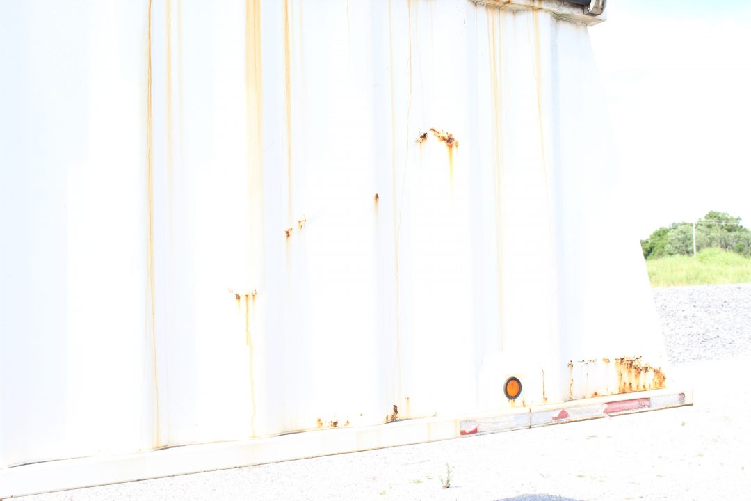 Used 1985 Construction Trailer Specialists HOPPER BOTTOM Equipment Trailer