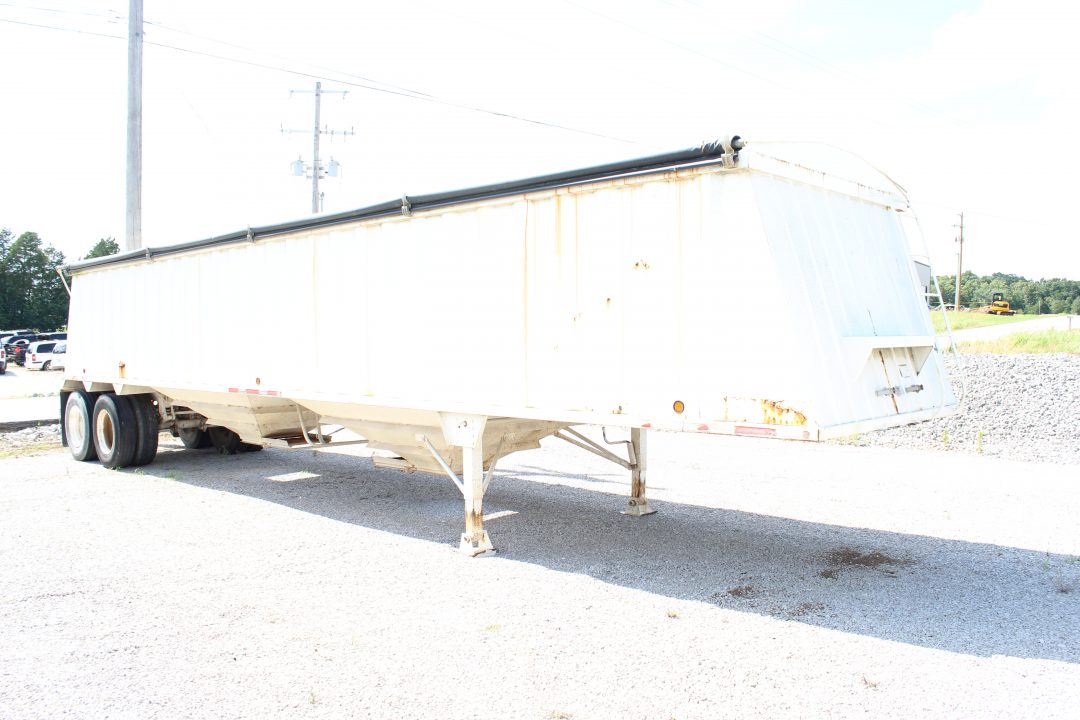 Used 1985 Construction Trailer Specialists HOPPER BOTTOM Equipment Trailer