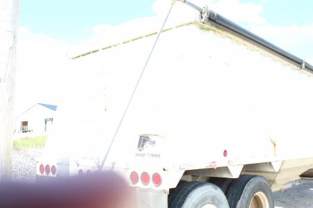 Used 1985 Construction Trailer Specialists HOPPER BOTTOM Equipment Trailer