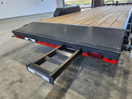 New 2026 Lamar 22' Equipment Trailer 14K