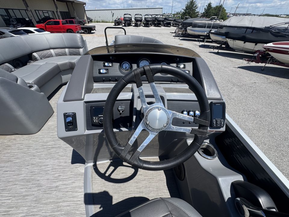 Used 2020 Bennington 22' SSBXCP Pontoon Boat
