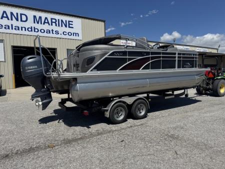 Used 2020 Bennington 22' SSBXCP Pontoon Boat