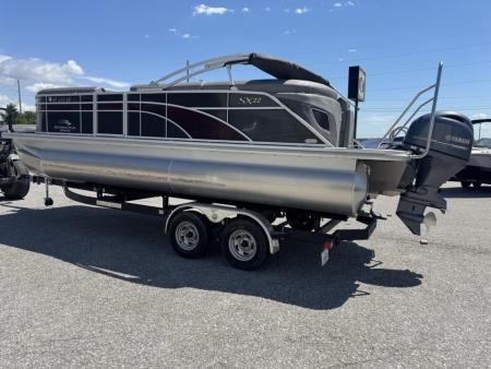 Used 2020 Bennington 22' SSBXCP Pontoon Boat