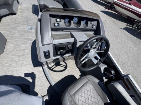 Used 2020 Bennington 22' SSBXCP Pontoon Boat