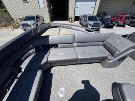 Used 2020 Bennington 22' SSBXCP Pontoon Boat