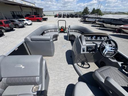 Used 2020 Bennington 22' SSBXCP Pontoon Boat
