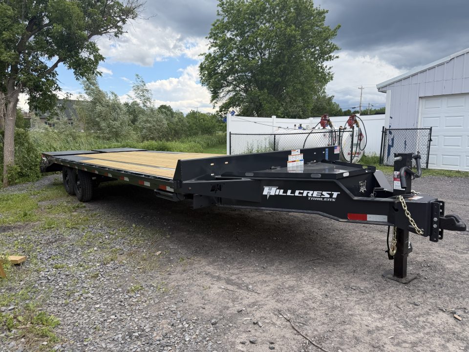 New 2026 Hillcrest Trailers 154205SBMR Deckover Trailer