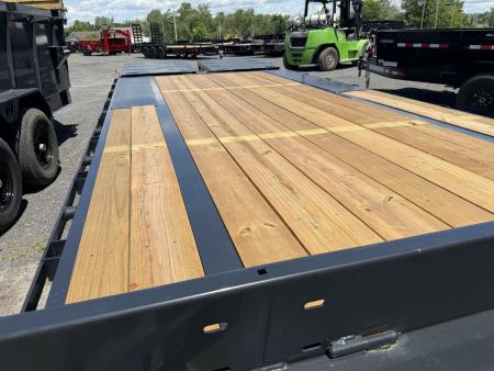New 2026 Hillcrest Trailers 154205SBMR Deckover Trailer