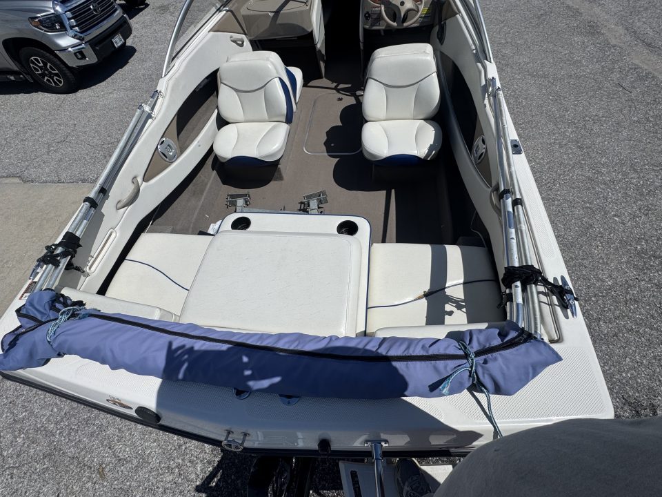 Used 2004 Bayliner Boats 195 Bowrider Boat