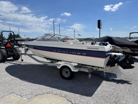 Used 2004 Bayliner Boats 195 Bowrider Boat