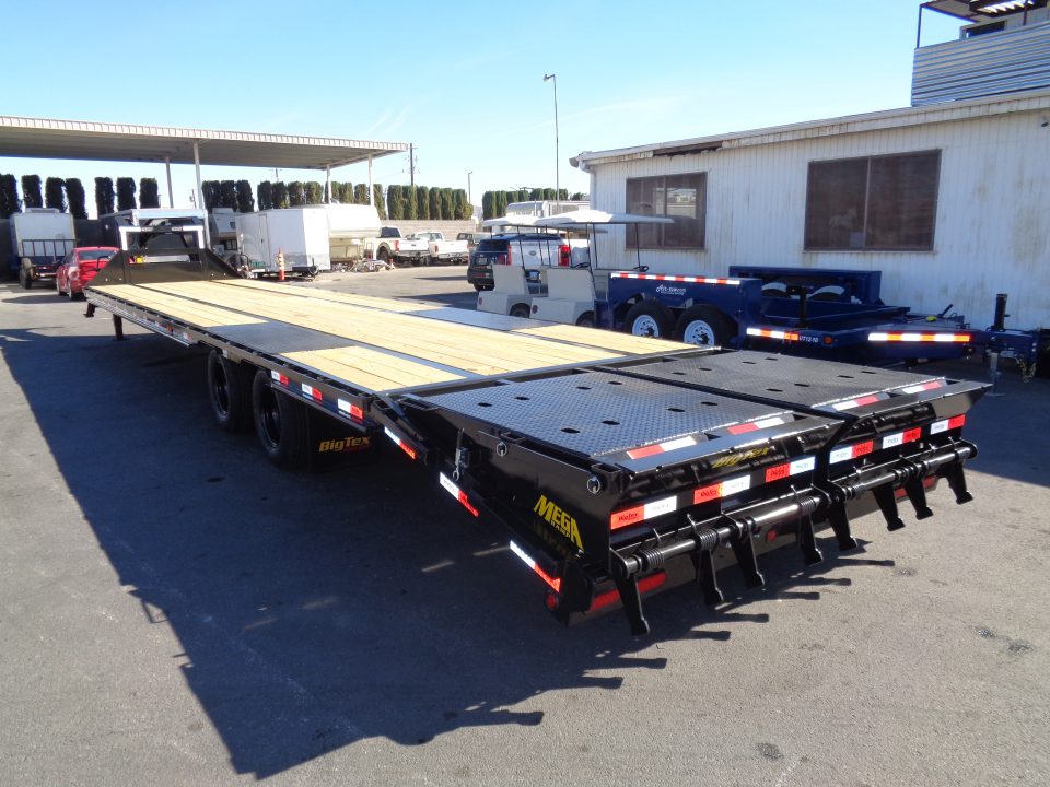 New 2027 Big Tex Trailer * 22GN-40D5A * 40ft Tandem Dual Wheel Gooseneck Trailer W/ Mega Ramps