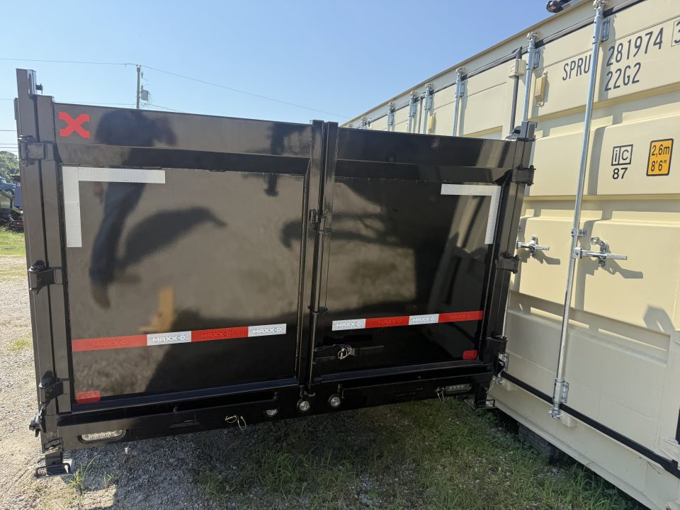 New 2026 MAXX-D DTX8314 Dump Trailer