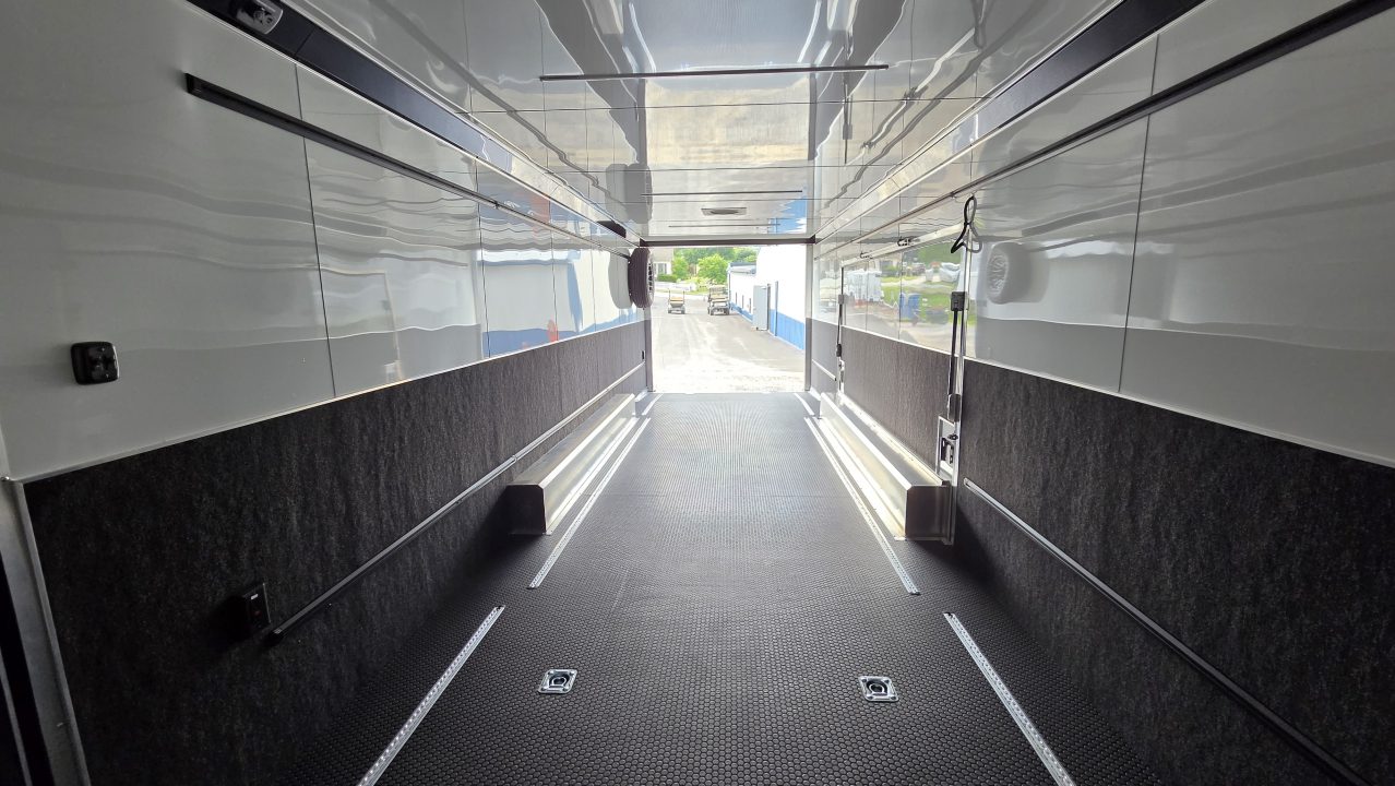 New 2027 ATC ROM550 8.5X32 TRIPLE Car / Racing Trailer