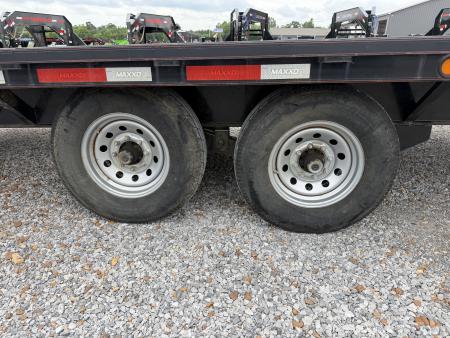 Used 2017 MAXX-D 102"X25' 14K GVWR Gooseneck Flatbed Trailer