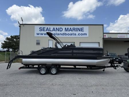 New 2026 Bennington 23 RSB TRITOON Pontoon Boat