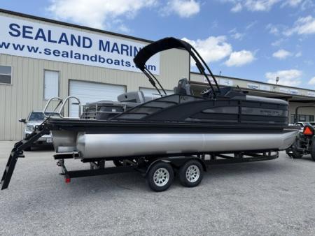 New 2026 Bennington 23 RSB TRITOON Pontoon Boat