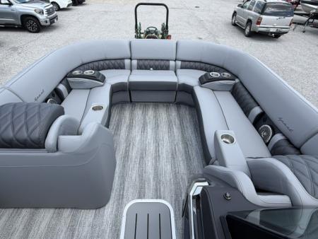 New 2026 Bennington 23 RSB TRITOON Pontoon Boat