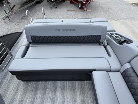 New 2026 Bennington 23 RSB TRITOON Pontoon Boat