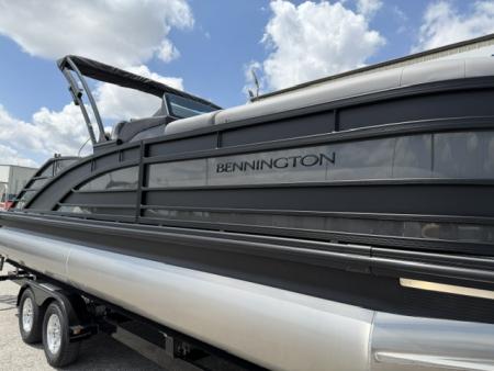 New 2026 Bennington 23 RSB TRITOON Pontoon Boat