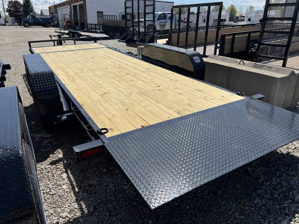 New 2026 Sure-Trac 7 X 18 + 4 Tilt Bed Equipment 14K Tilt Trailer