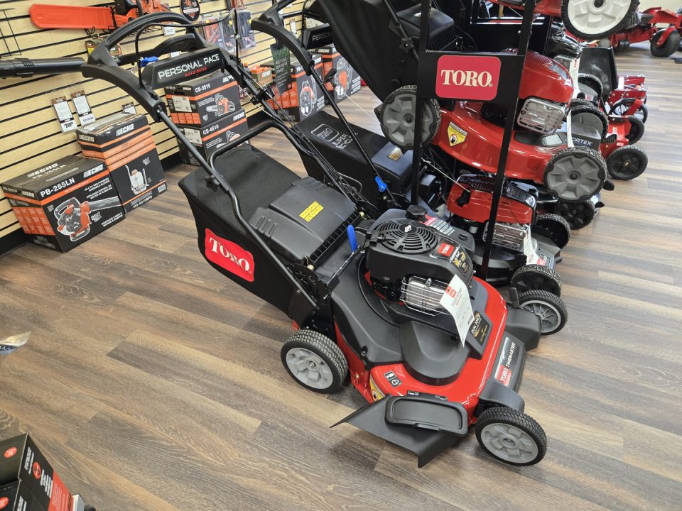 New Toro 30" Personal Pace TimeMaster 21220 Walk Power Mower **Electric Start, 223cc Briggs & Stratton, Engine, Personal Pace, Spin-Stop