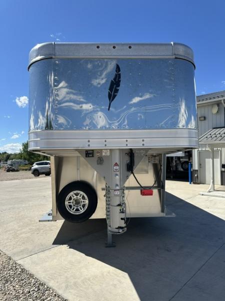 New 2027 Featherlite 8413 Combo 25'