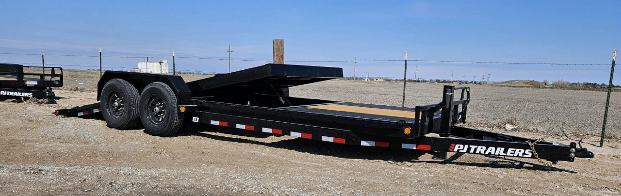 New 2027 PJ Trailers 83" x 22' 6" Channel Equipment Tilt Trailer