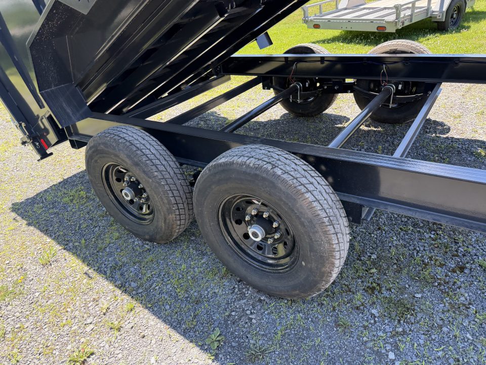 New 2026 Hillcrest Trailers 14716SDH Dump Trailer