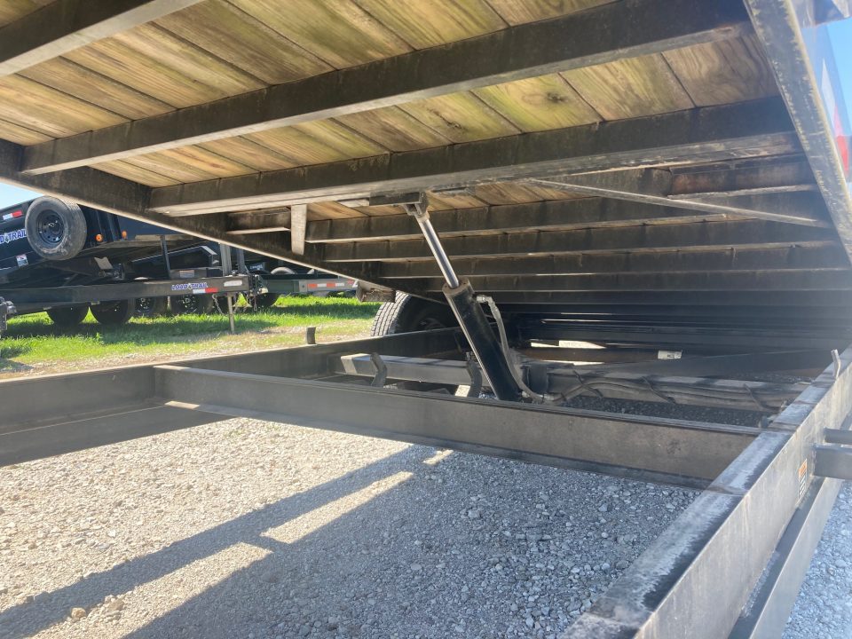 Used 2020 MAXX-D 83X22 TANDEM 14K GN FULL POWER TILT Tilt Trailer