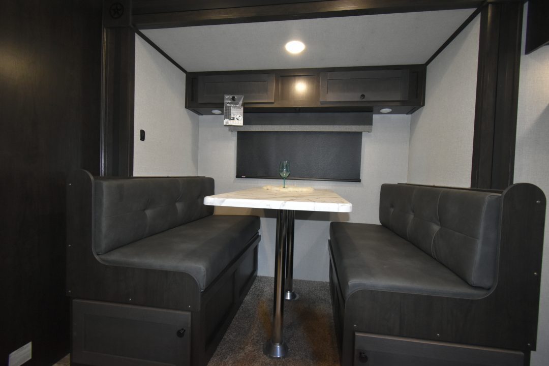 New 2027 Bison Trailers Bison Silverado Horse Trailer