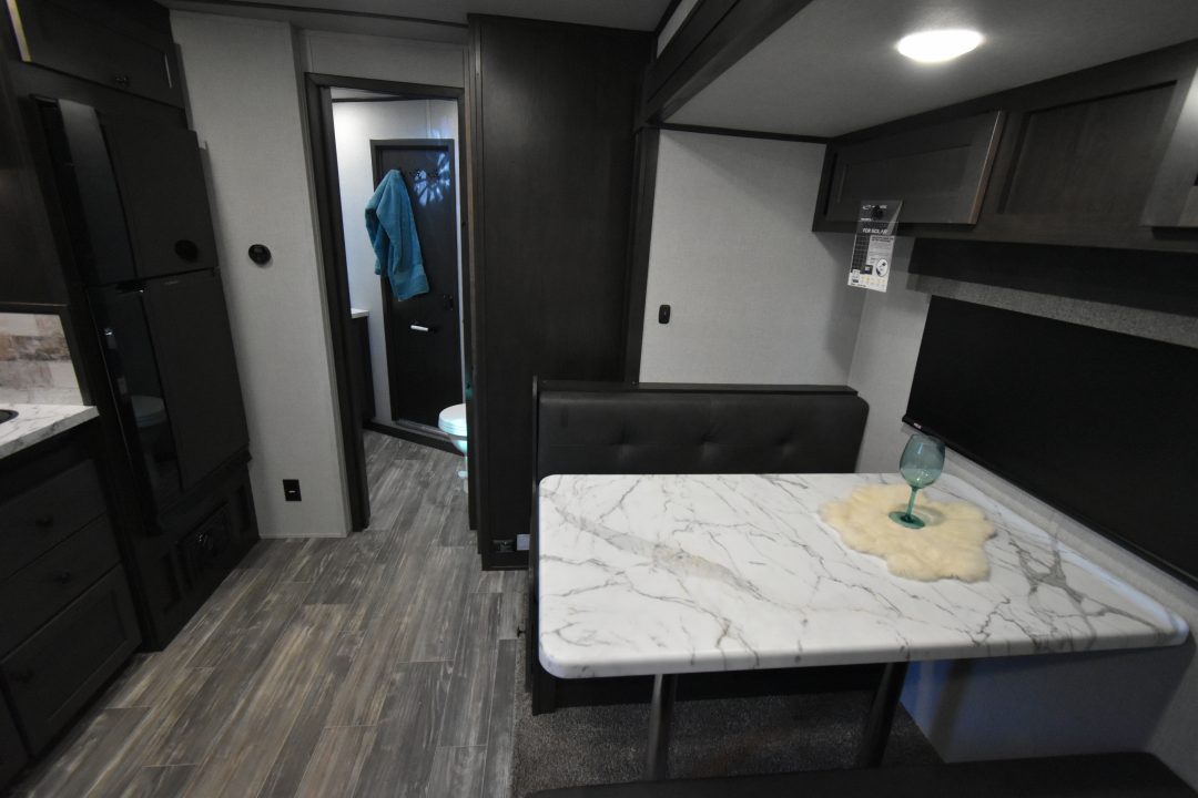 New 2027 Bison Trailers Bison Silverado Horse Trailer