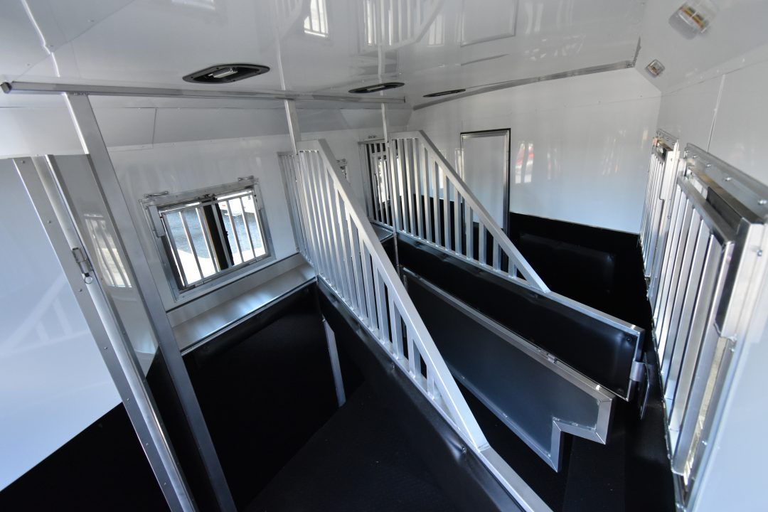 New 2027 Bison Trailers Bison Silverado Horse Trailer