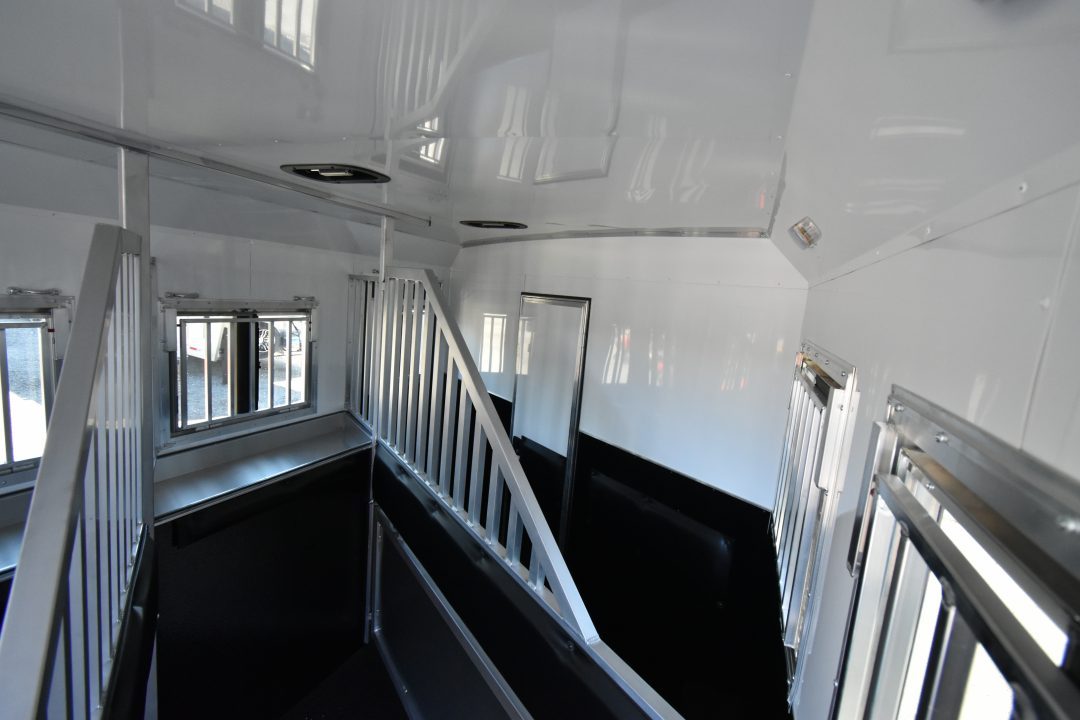 New 2027 Bison Trailers Bison Silverado Horse Trailer