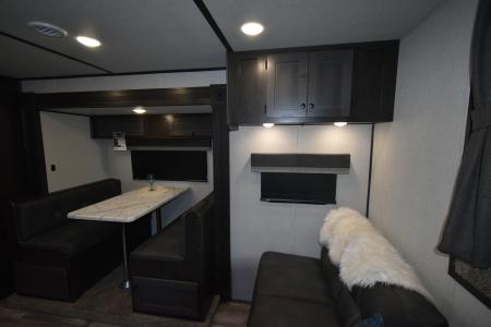 New 2027 Bison Trailers Bison Silverado Horse Trailer