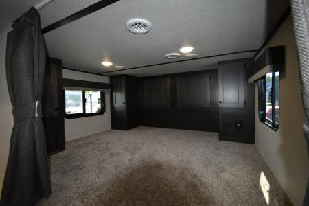 New 2027 Bison Trailers Bison Silverado Horse Trailer