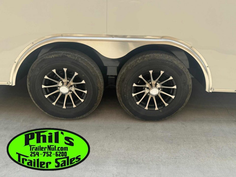 New Haulmark HEAT 8.5X24 Car / Racing Trailer ENCLOSED CAR HAULER FINISHED INTERIOR WITH CABINETS!