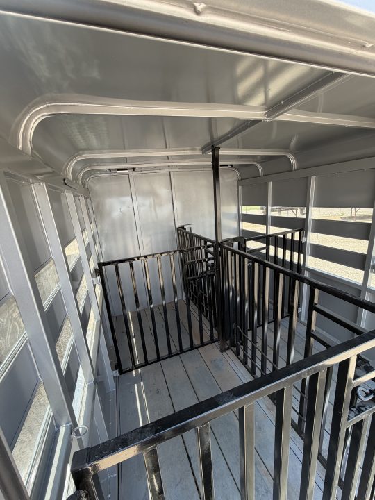 New 2026 Jackson 4 PEN Stock / Stock Combo Trailer