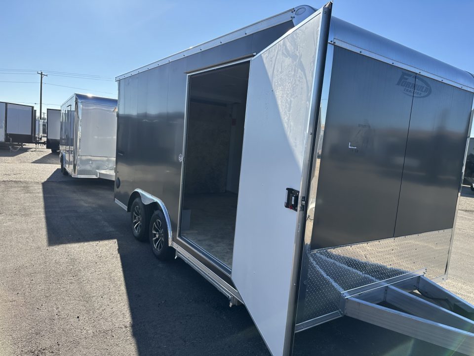 2026 Formula Trailers photo 3