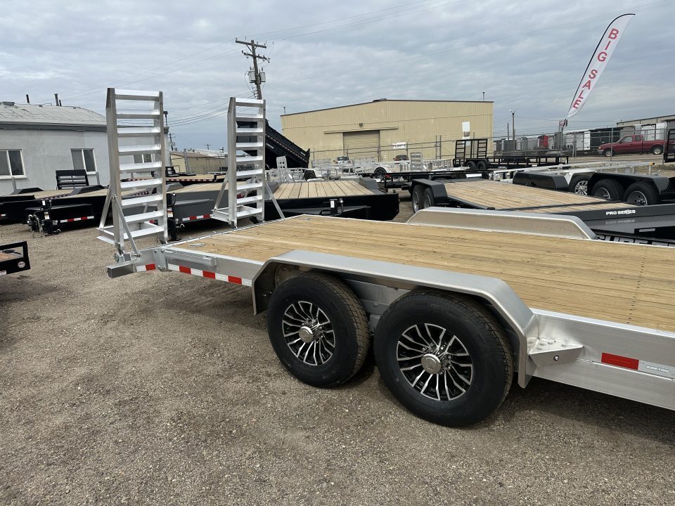 New 2026 Sure-Trac 7 x 22 (20+2) Aluminum Equipment 14K Equipment Trailer