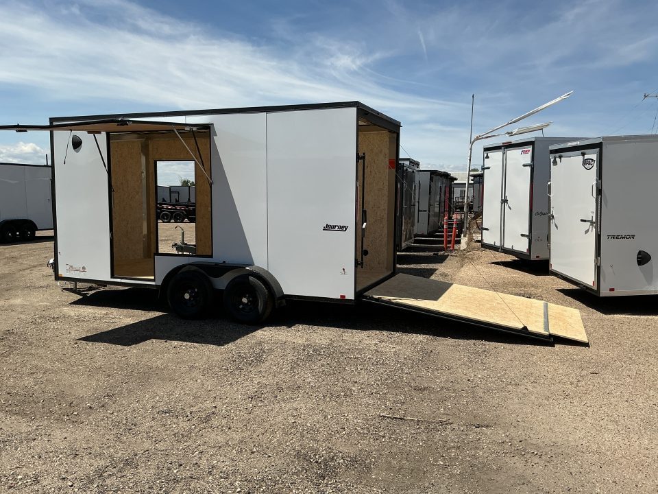 New 2026 Pace American 7 x 16 Journey SE Flat Top Sloped V-Nose 7K Cargo / Enclosed Trailer
