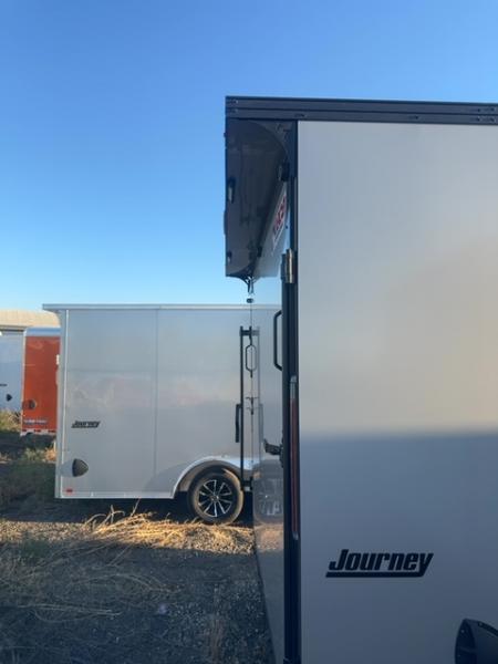 New 2026 Pace American 8.5 x 16 Journey SE Flat Top Sloped VNose 10K Cargo / Enclosed Trailer