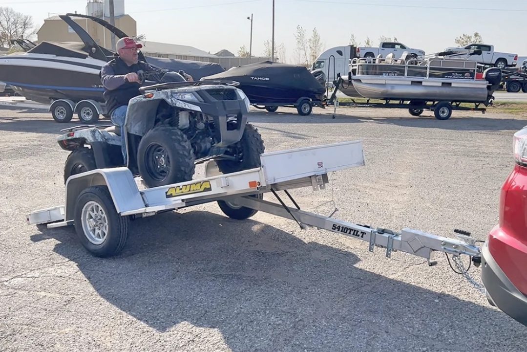 New Aluma 54x10 Tilt Trailer!