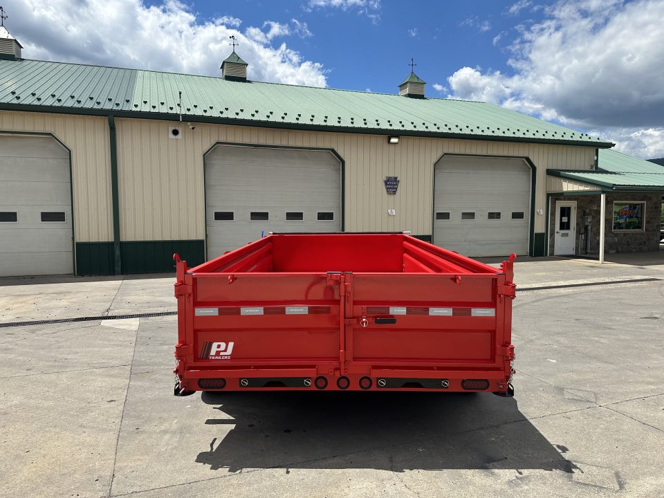 New PJ Trailers 14' Low-Pro Dump - 24" Sides (DL)