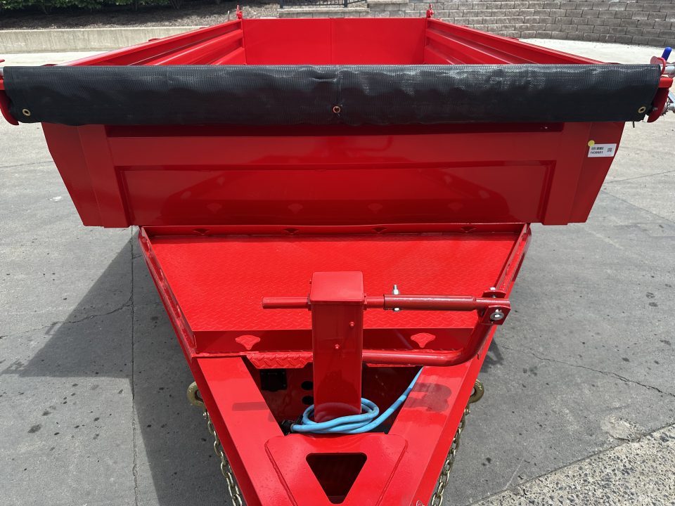 New PJ Trailers 14' Low-Pro Dump - 24" Sides (DL)