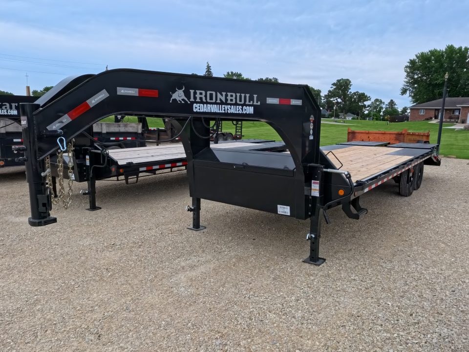 New 2027 Iron Bull 102" x 25' FDG (20+5) Gooseneck Deckover with 2)7K Dexter Straight Axles, F-Adj. Electric Brakes, Rampage Ramps, 4 Weld On D-Rings & 10 Ply Tires