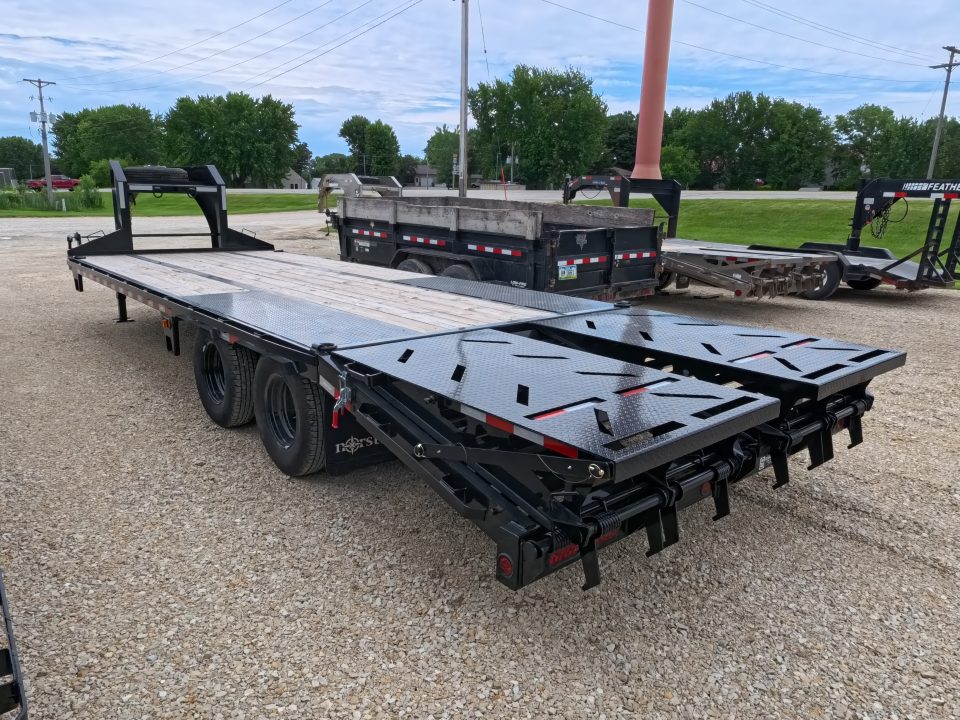 New 2026 Norstar 102"x25' FXG (20+5) Deckover Trailer Gooseneck with 2 -10K Spring Axles, Rampage Ramps, Spare Tire, Mud Flaps and More!