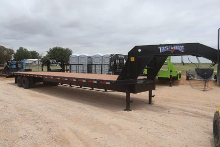 New 2026 Texas Bragg Trailers 102X40 OTWTD Deckover Trailer