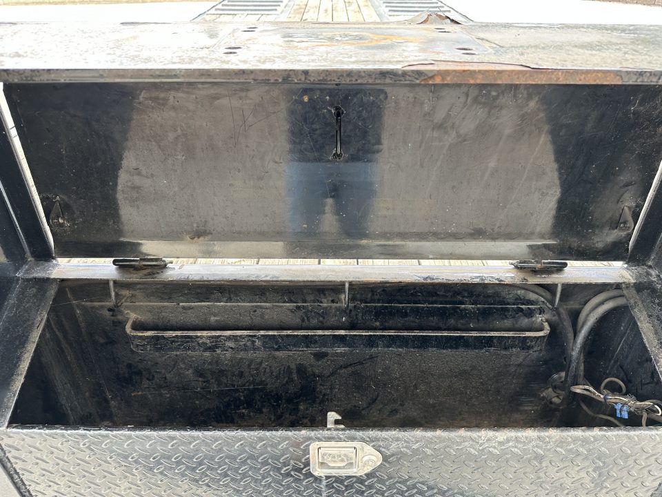 Used 2017 PJ Trailers TD 28' Tilt Trailer