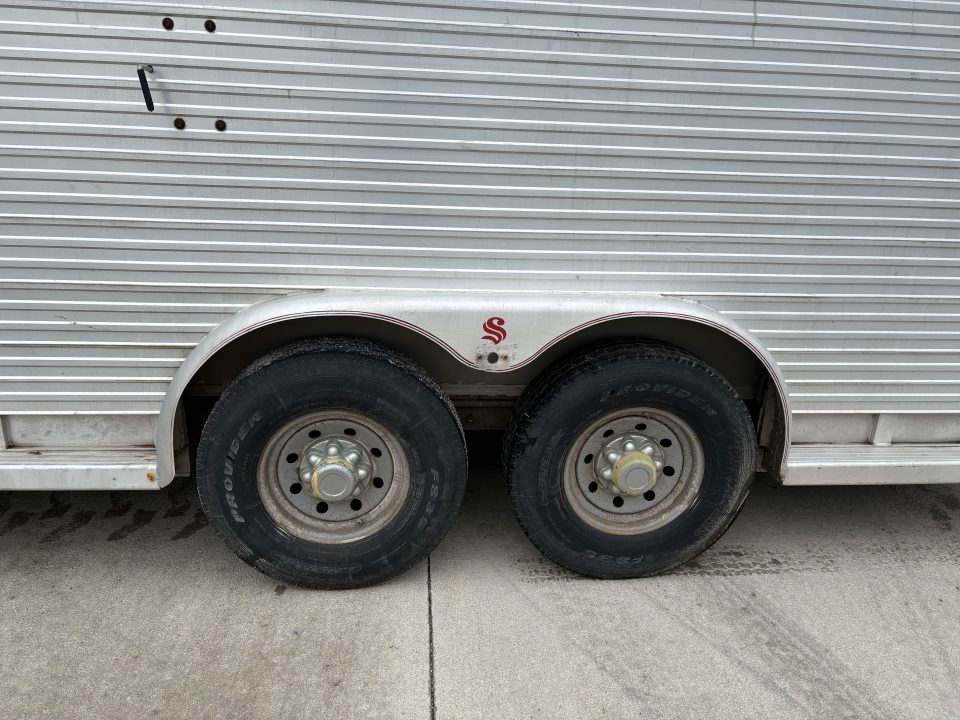 Used 1994 Sooner 20ft livestock trailer Stock / Stock Combo Trailer